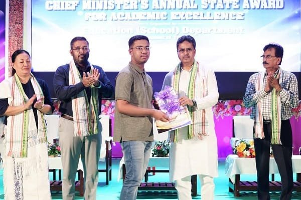 Tripura Chief Minister Annual State Award for Academic Excellence IPAD Distribution